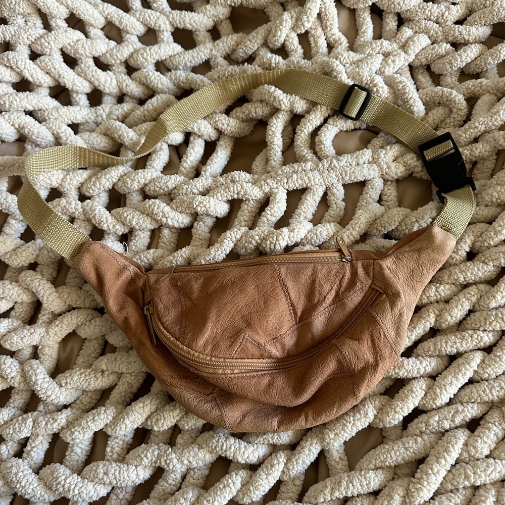 Vintage Tan Leather Waist Bag